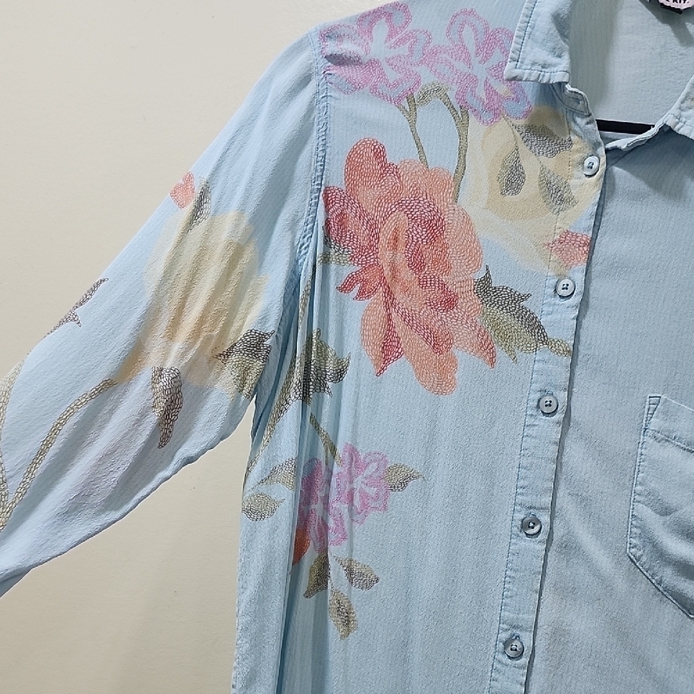 THE KIT. Floral Long Sleeve Women's Top - Light Blue - Picture 4 of 8